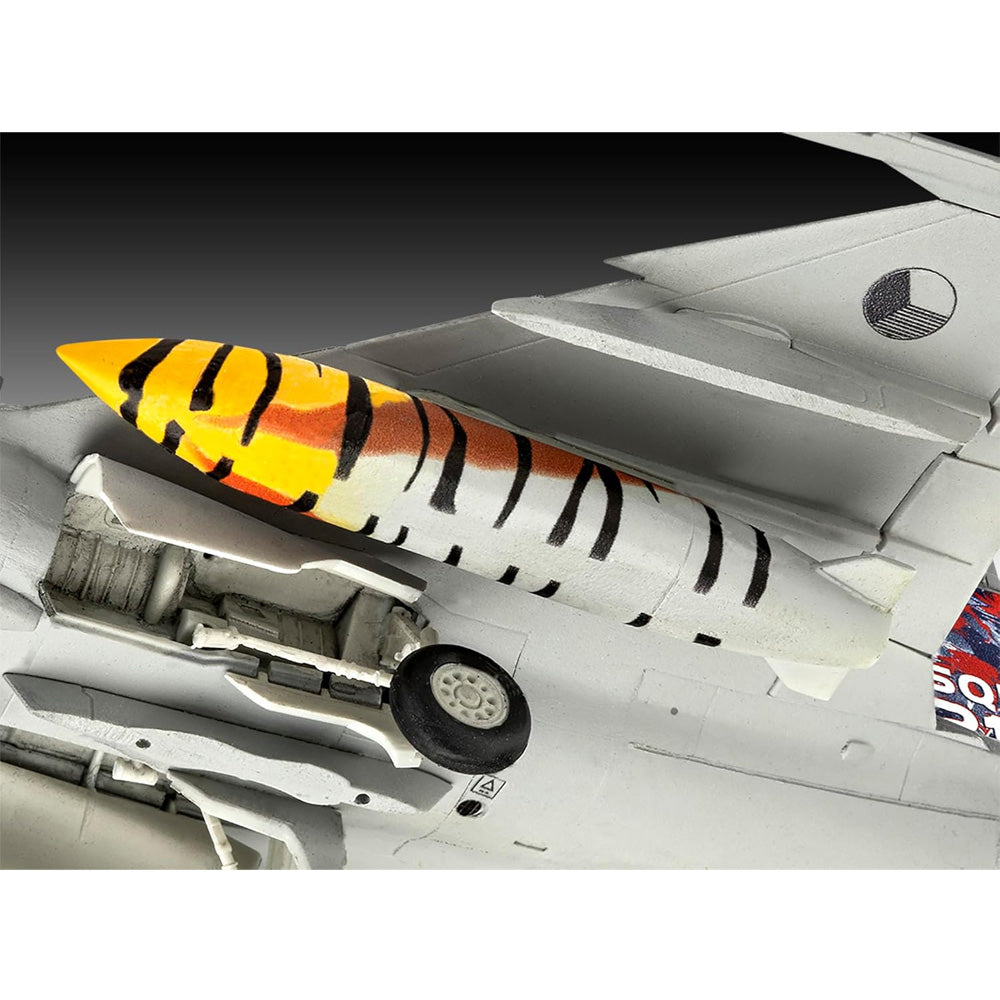 REVELL 1/72 MODEL SET SAAB JAS-39C GRIPEN