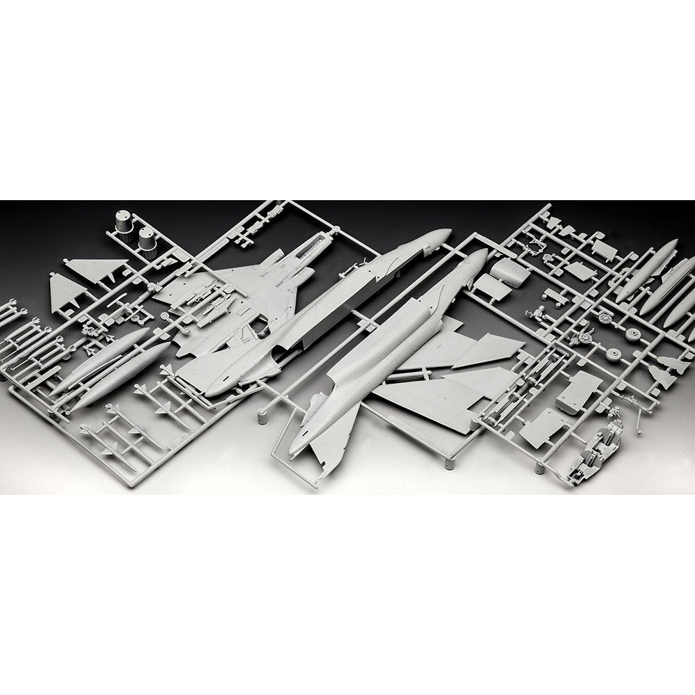 REVELL 1/72 MODEL SET F-4J PHANTOM II