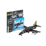REVELL 1/72 MODEL SET BAE HAWK T.1