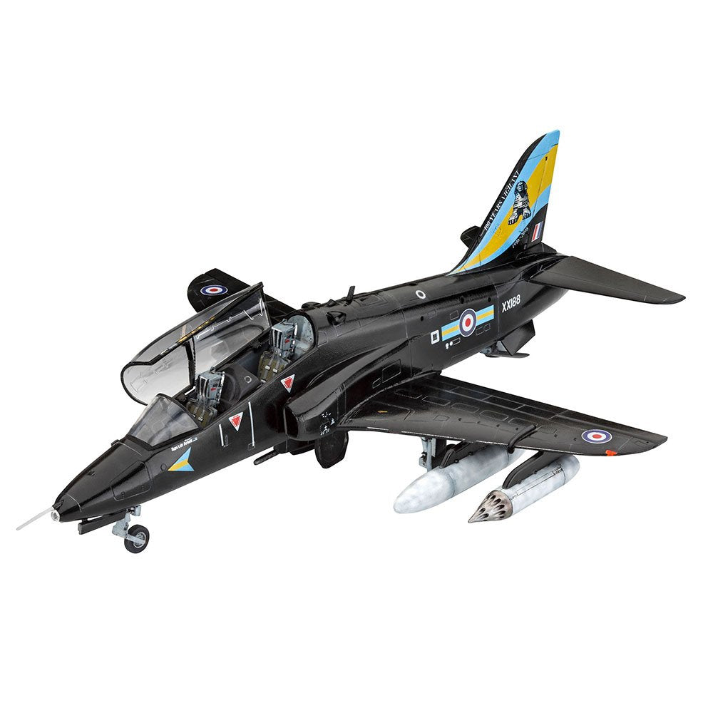 REVELL 1/72 MODEL SET BAE HAWK T.1