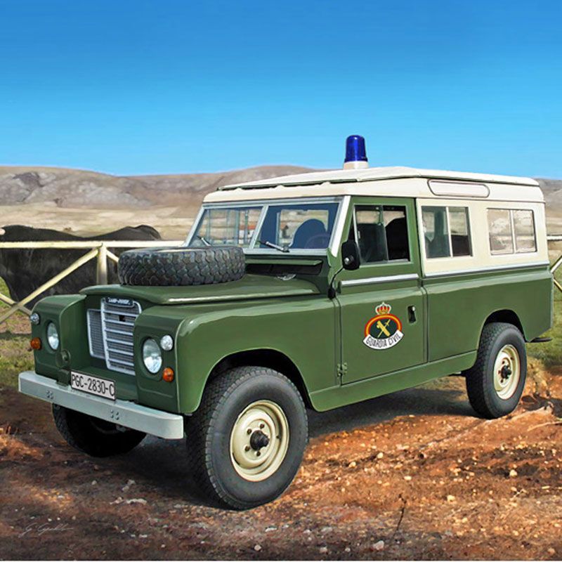 ITALERI 1/35 LAND ROVER SERIES III 109 "GUARDIA CIVIL"