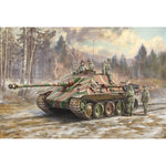 ITALERI 1/35 JAGDPANTHER W/WINTER CREW