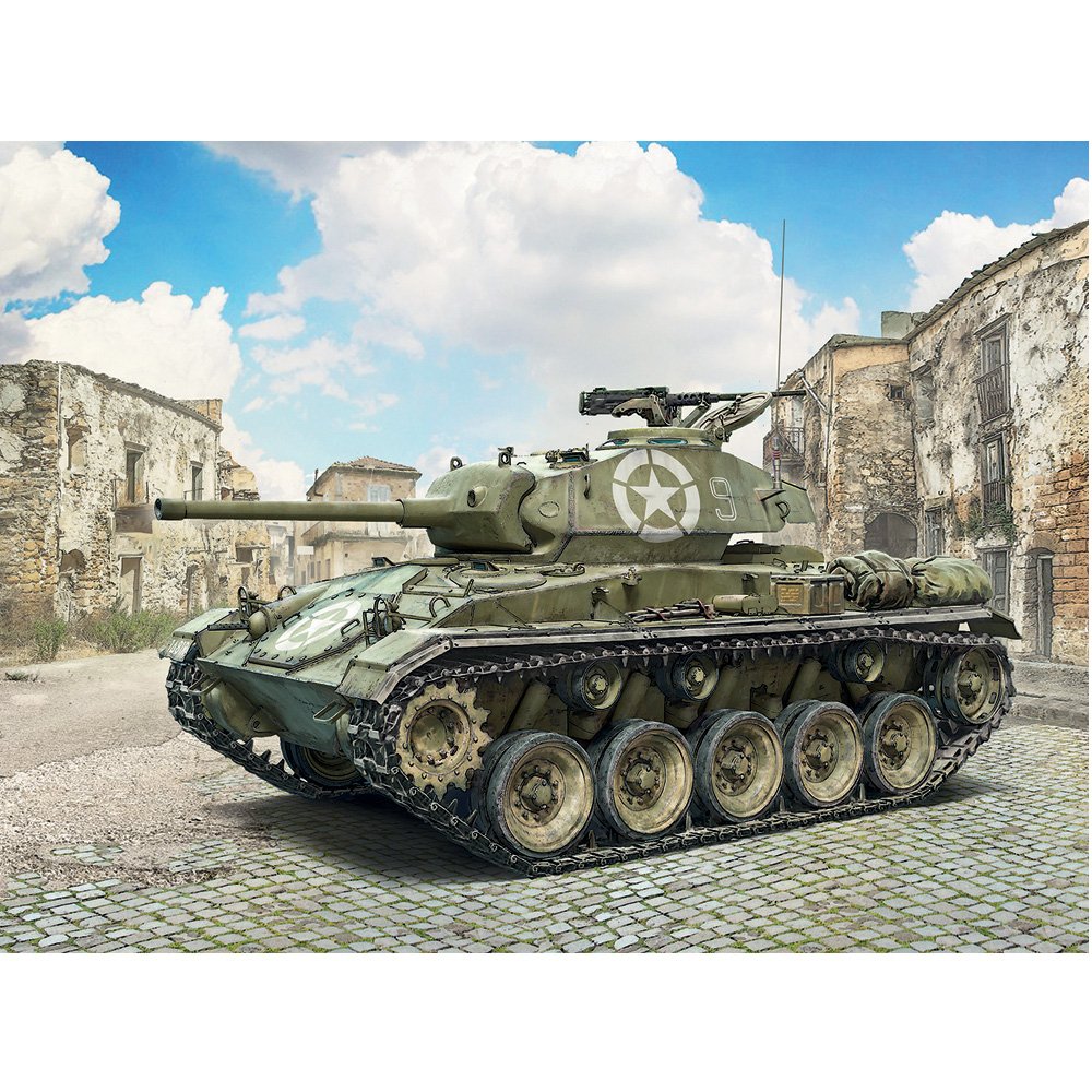 ITALERI 1/35 M24 CHAFFEE U.S. LIGHT TANK