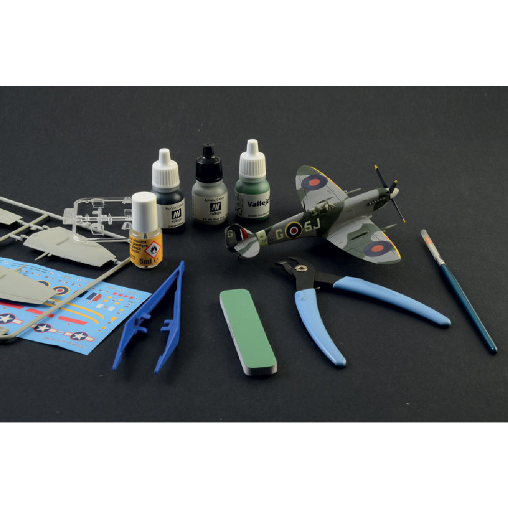 ITALERI 1/72 SUPERMARINE SPITFIRE MK. IX - COMPLETE MODELING SET
