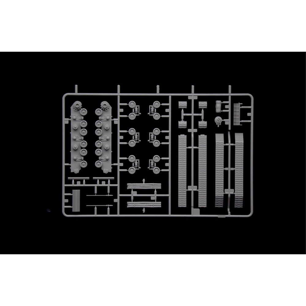 ITALERI 1/56 M4A3E8 SHERMAN FURY STARTER SET