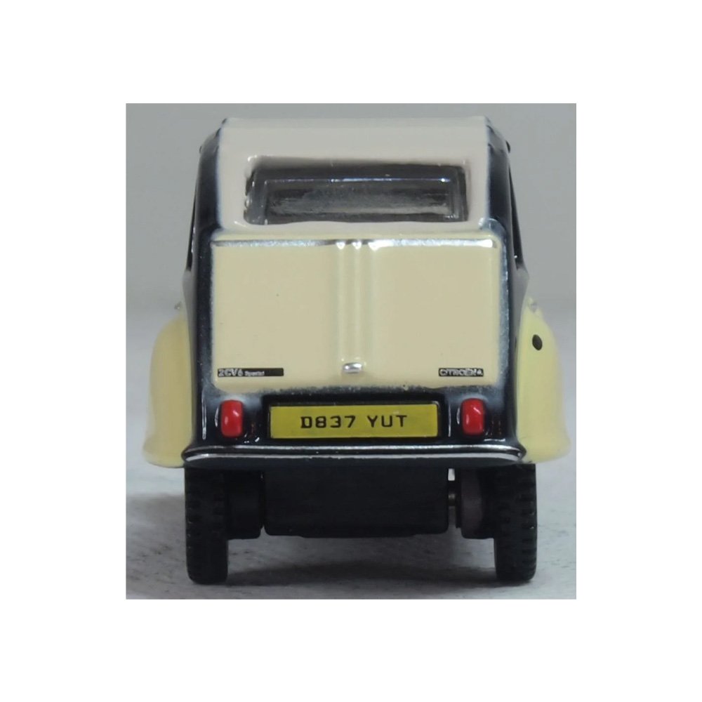 OXFORD 1/76 CITROEN 2CV DOLLY - BLUEBERRIES AND CREAM