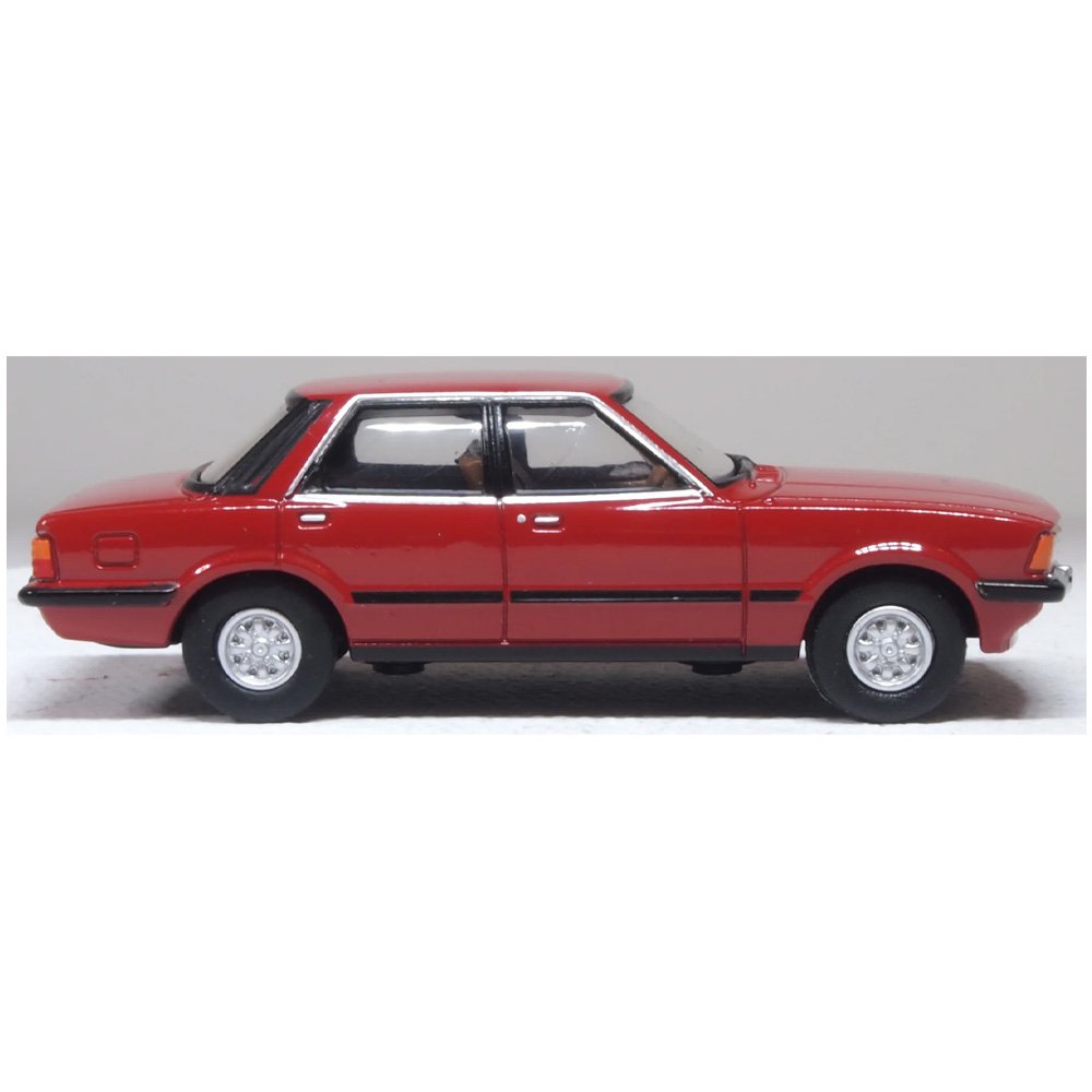 OXFORD 1/76 FORD CORTINA MKV - CARDINAL RED