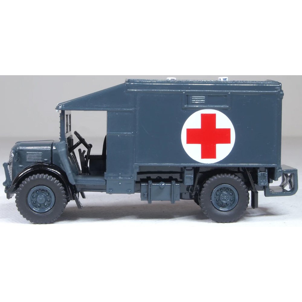 OXFORD 1/76 AUSTIN K2 AMBULANCE 1951 - RAF TRANSPORT COMMAND