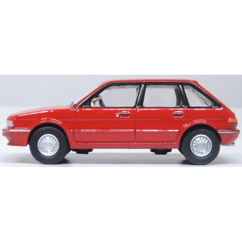 OXFORD 1/76 AUSTIN MAESTRO - BRIGHT RED