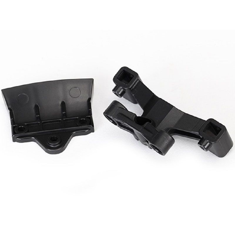 TRAXXAS BUMPER REAR (1)/REAR BODY MOUNT (1)