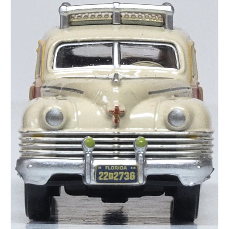 OXFORD 1/87 CHRYSLER TC WOODY WAGON 1942 - CATALINA TAN