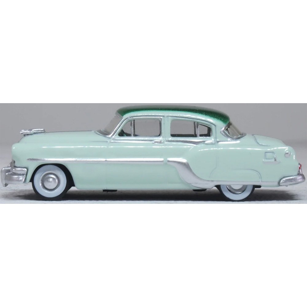 OXFORD 1/87 PONTIAC CHIEFTAIN 4 DOOR 1954 -  SHANNON GREEN/BROOKMERE GREEN