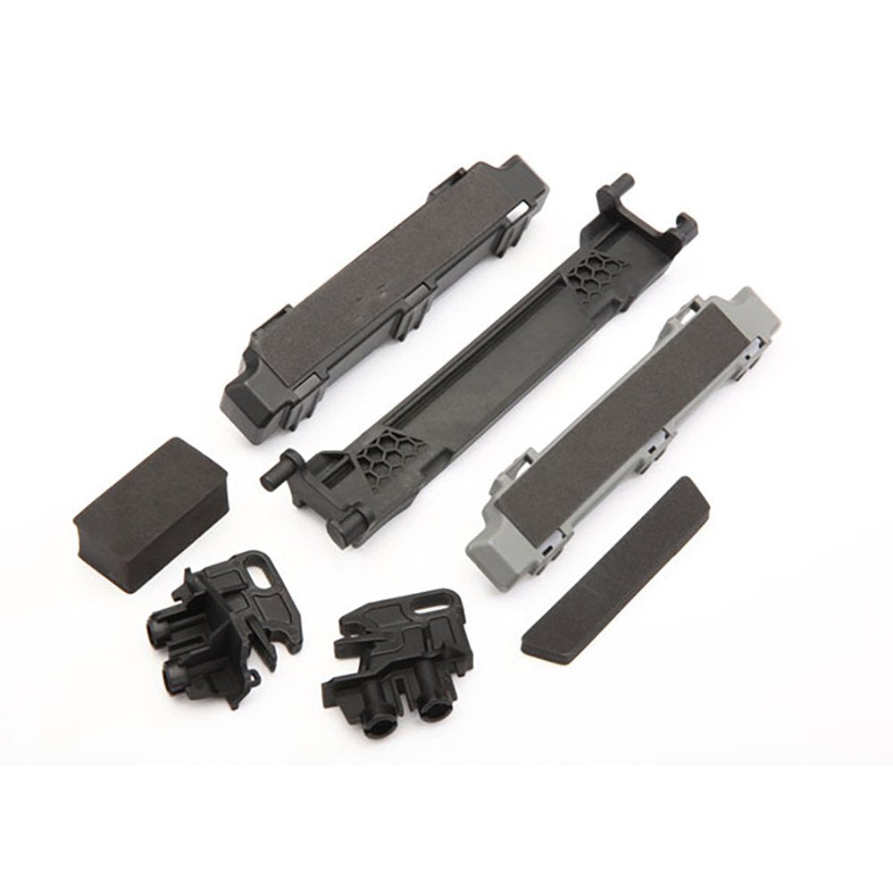 TRAXXAS BATTERY HOLD-DOWN/ MOUNTS F&R/ COMPARTMENT SPACERS/ FOAM PADS