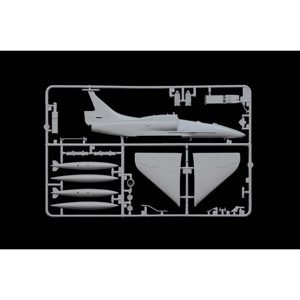 ITALERI 1/72 OA-4M SKYHAWK II