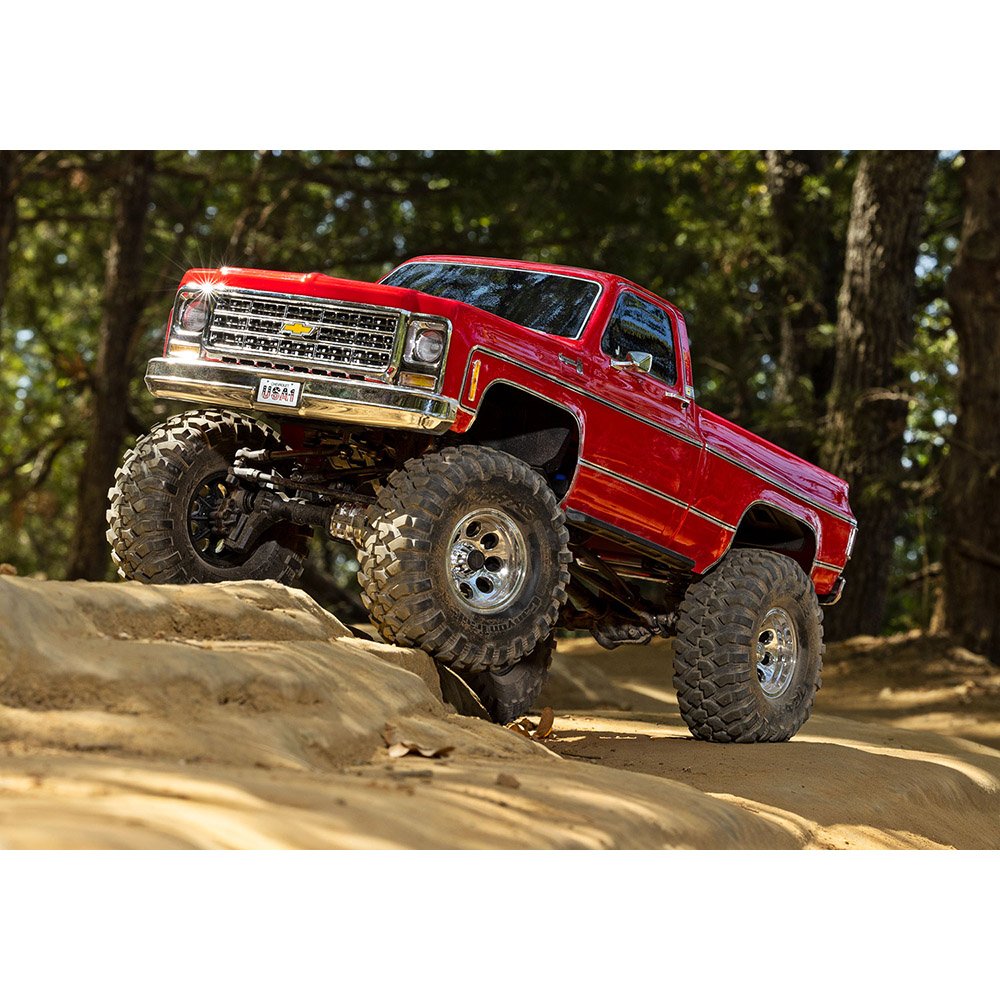 TRAXXAS TRX-4 SCALE & TRAIL CRAWLER WITH 1979 CHEVROLET K10 TRUCK-RED