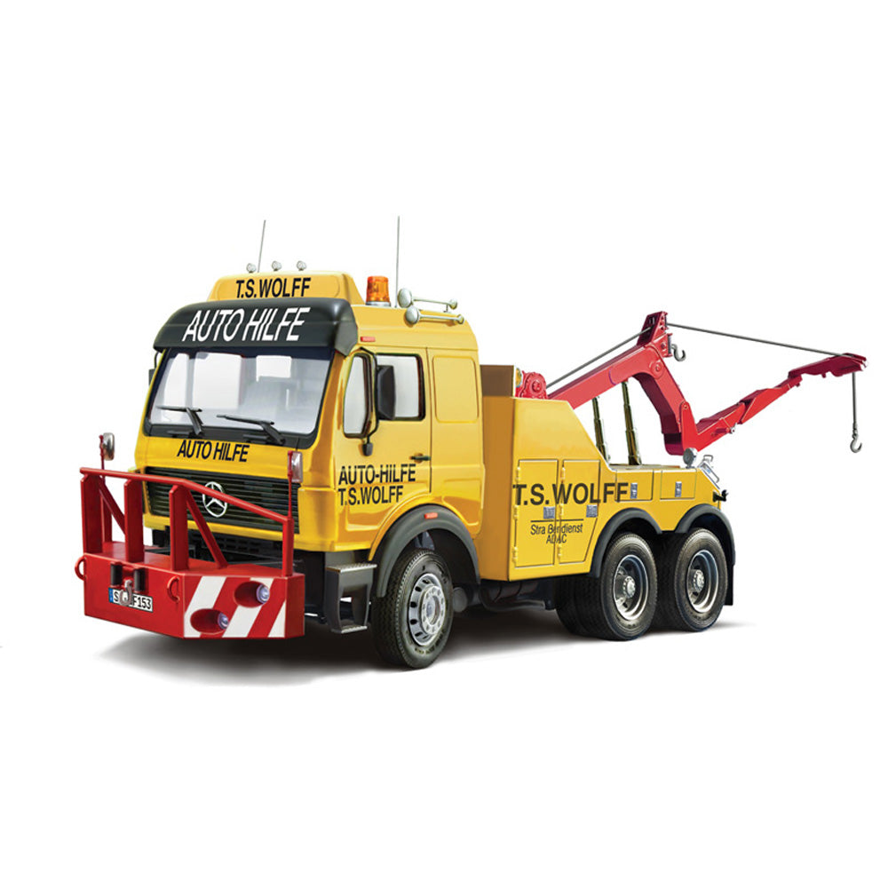 ITALERI 1/24 MERCEDES-BENZ WRECKER TRUCK