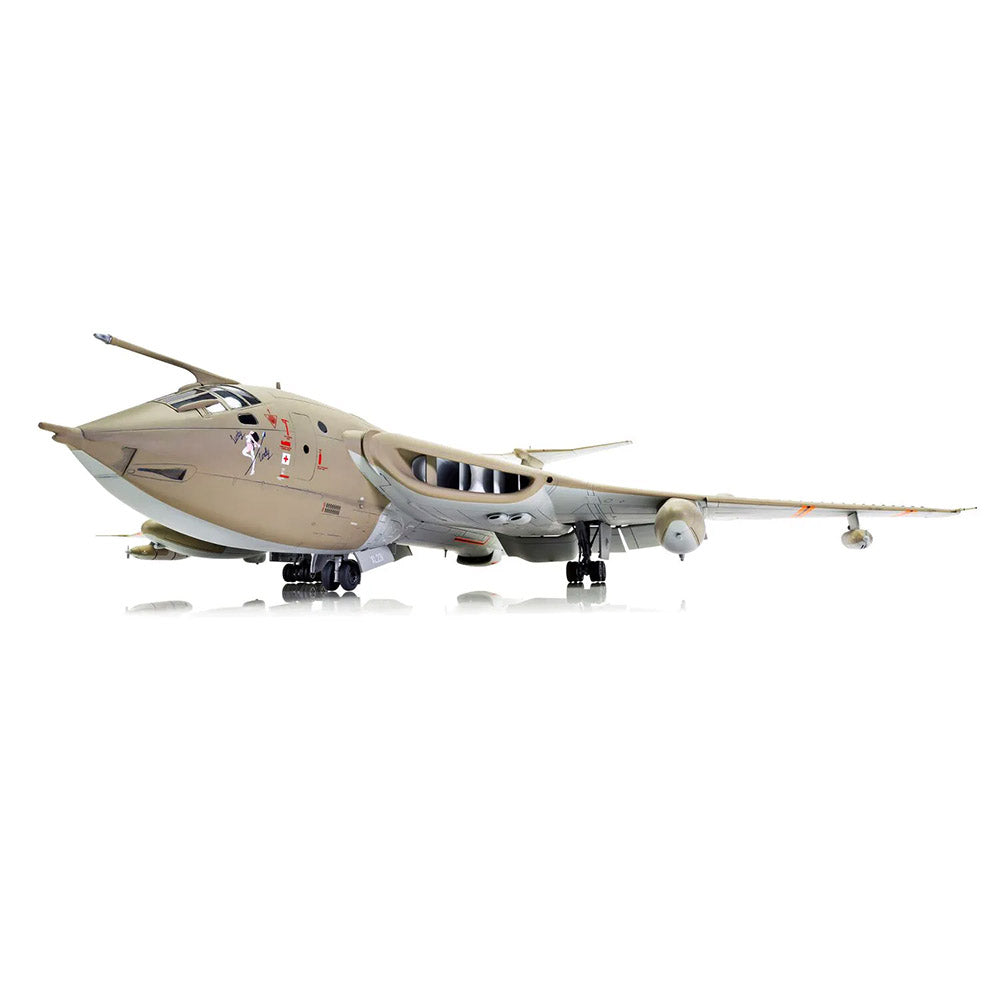 AIRFIX 1/72 HANDLEY PAGE VICTOR K.2/SR.2