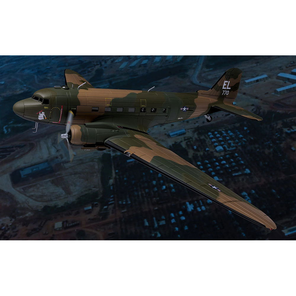 CORGI 1/72 DOUGLAS AC-47 GUNSHIP, 'SPOOKY 71', VIETNAM 1969
