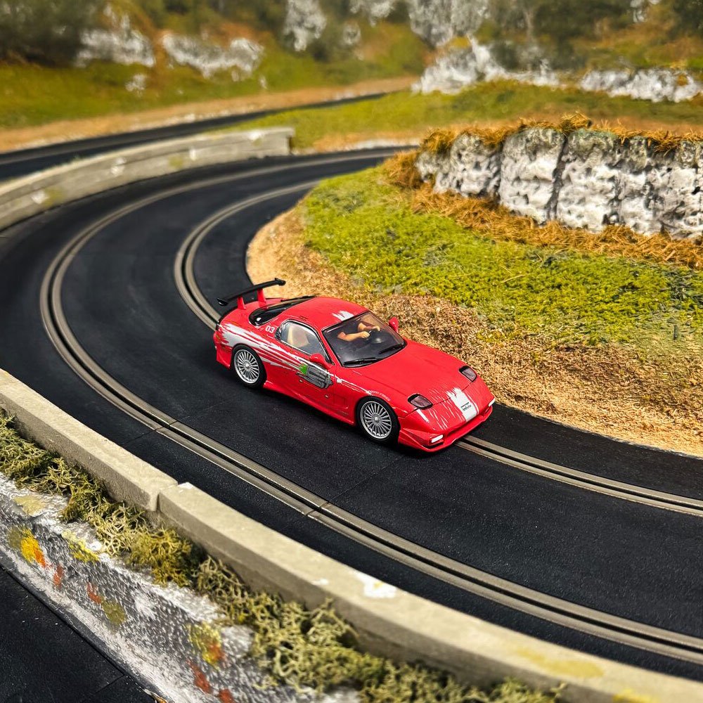 SCALEXTRIC 1/32 MAZDA RX7 - THE FAST AND THE FURIOUS DOM TURETTO SLOT CAR