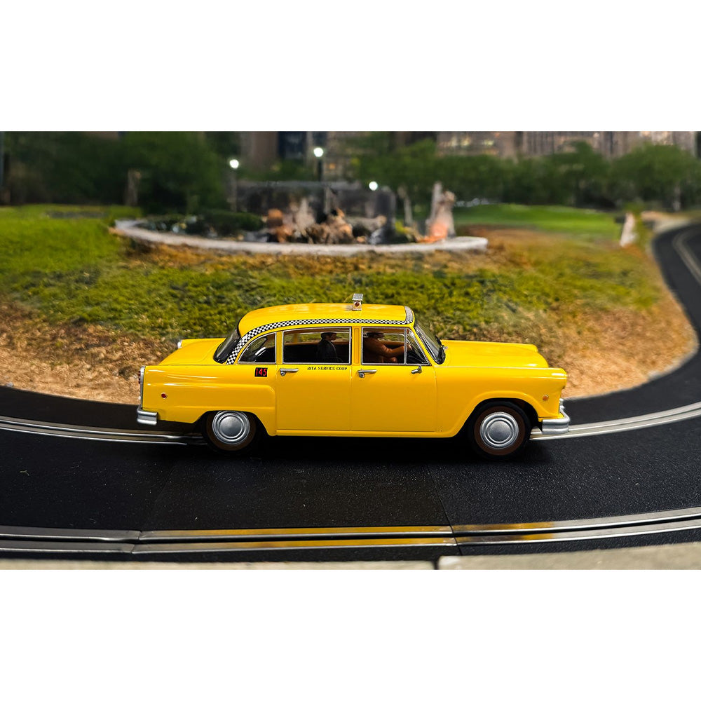 SCALEXTRIC 1/32 JAMES BOND CHECKER TAXI CAB - LIVE AND LET DIE SLOT CAR