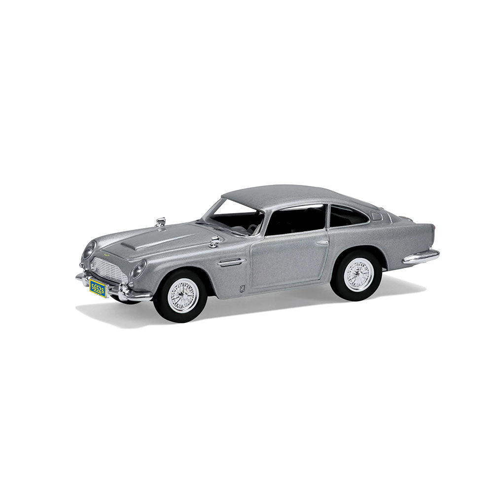 CORGI  1/36 JAMES BOND 007 - ASTON MARTIN DB5 - CASINO ROYALE (20TH ANNIVERSARY)