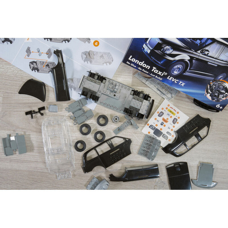 AIRFIX QUICKBUILD LONDON TAXI LEVC TX