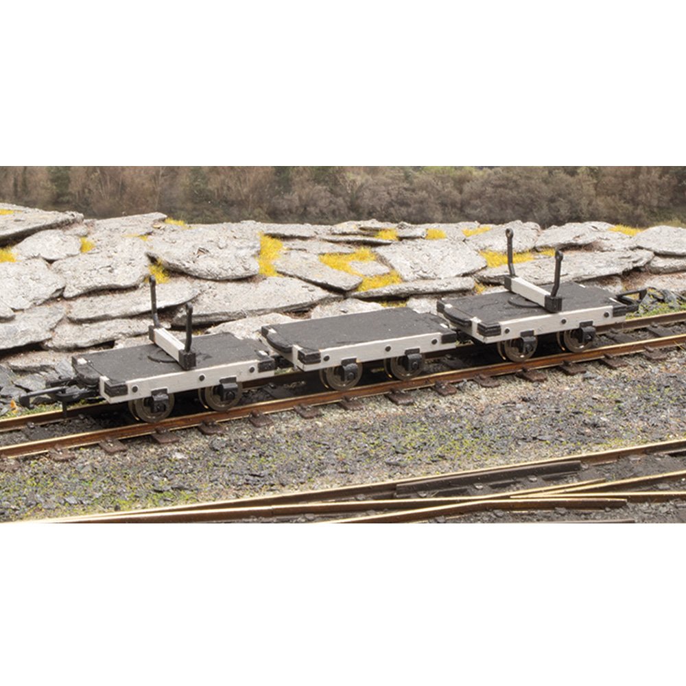 PECO BOLSTER WAGONS (3)