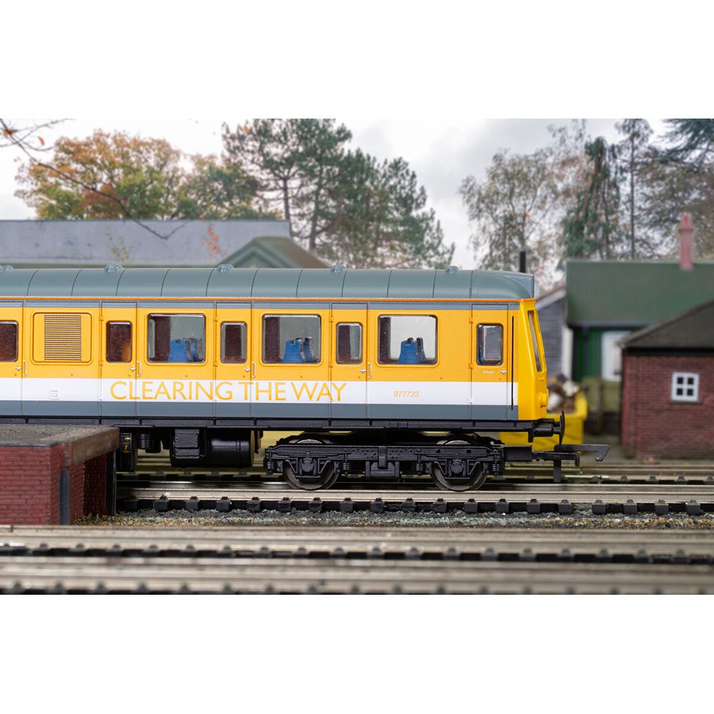 HORNBY RAILROAD PLUS RAILTRACK CLASS 960 BO-BO 977723 - ERA 9