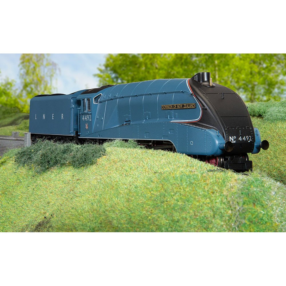 HORNBY DUBLO LNER CLASS A4 DOMINION OF NEW ZEALAND 4492