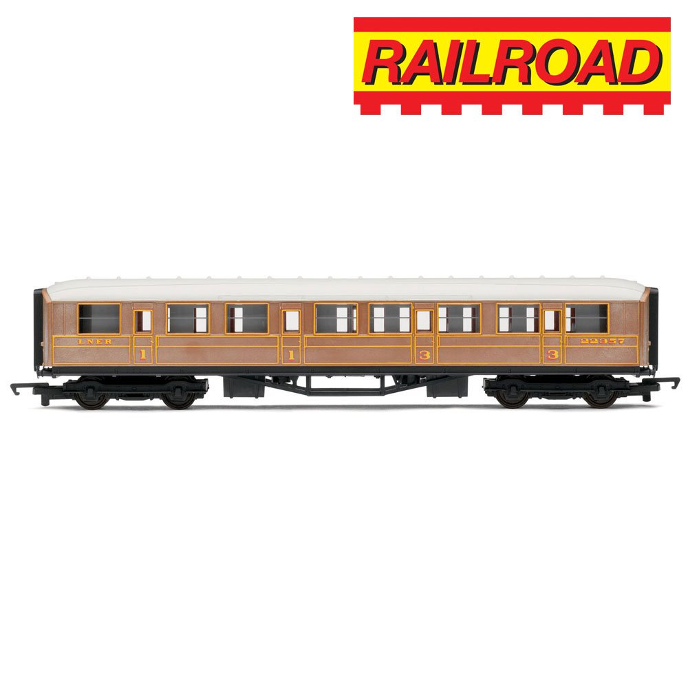 HORNBY RAILROAD LNER COMPOSITE COACH - ERA 3