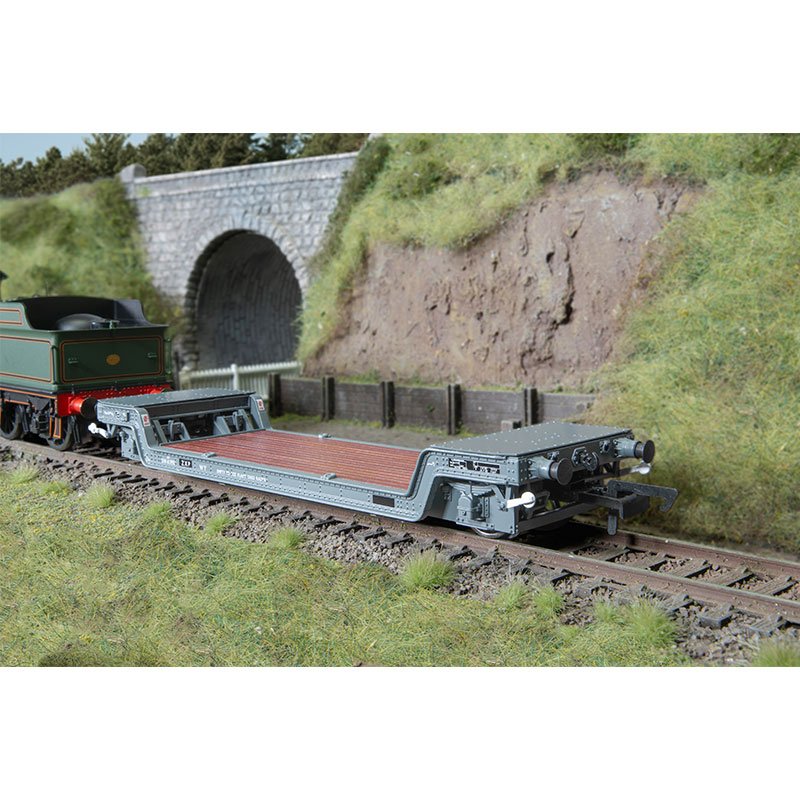 HORNBY GWR LORIOT Y MACHINERY TRUCK - ERA 3