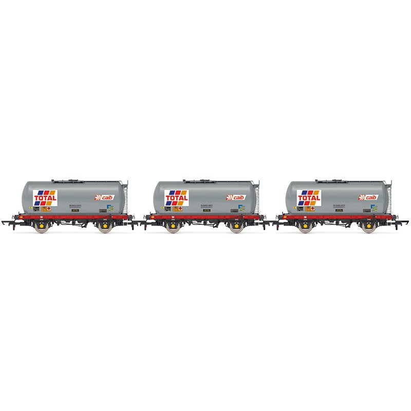 HORNBY TOTAL, TTA TANK WAGON TRIPLE PACK - ERA 7