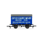 HORNBY SR EXPRESS DAIRIES BOX VAN 48323