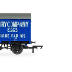 HORNBY SR EXPRESS DAIRIES BOX VAN 48323