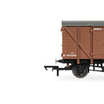 HORNBY BR EX SR BOX VAN CADBURY B755320