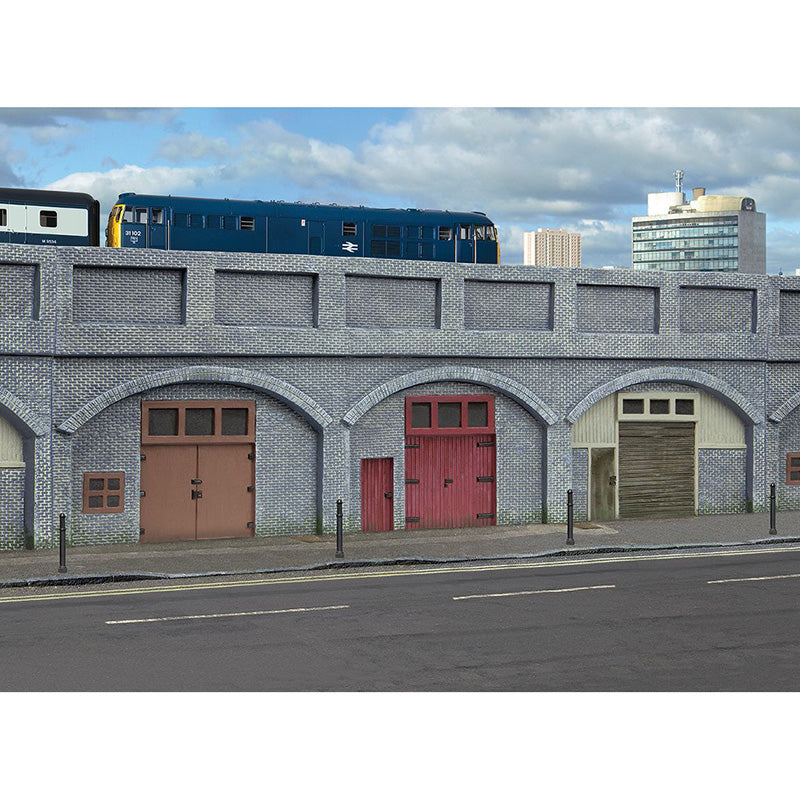 HORNBY THREE ARCH VIADUCT WITH LOCKUPS